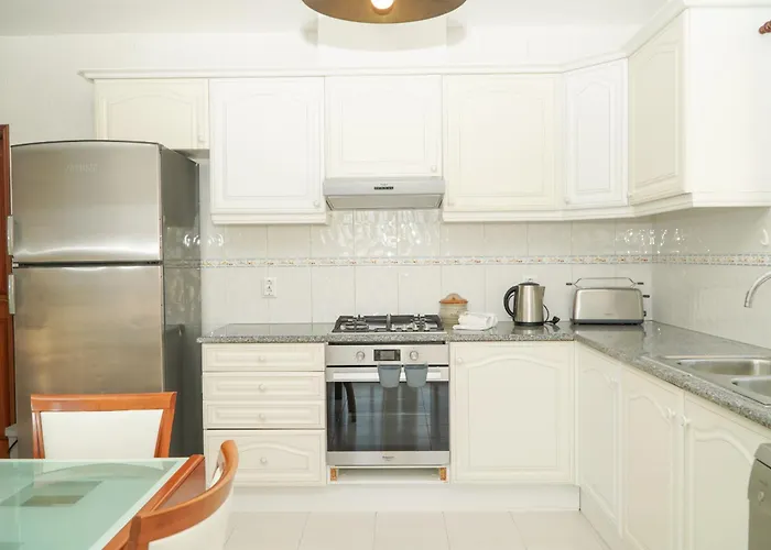 Seaside Serenity Willa *