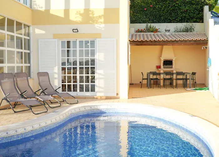 Seaside Serenity Willa