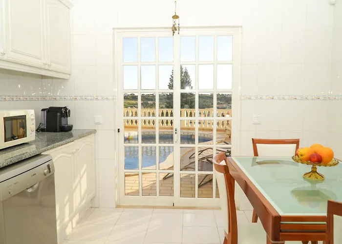 Seaside Serenity Albufeira